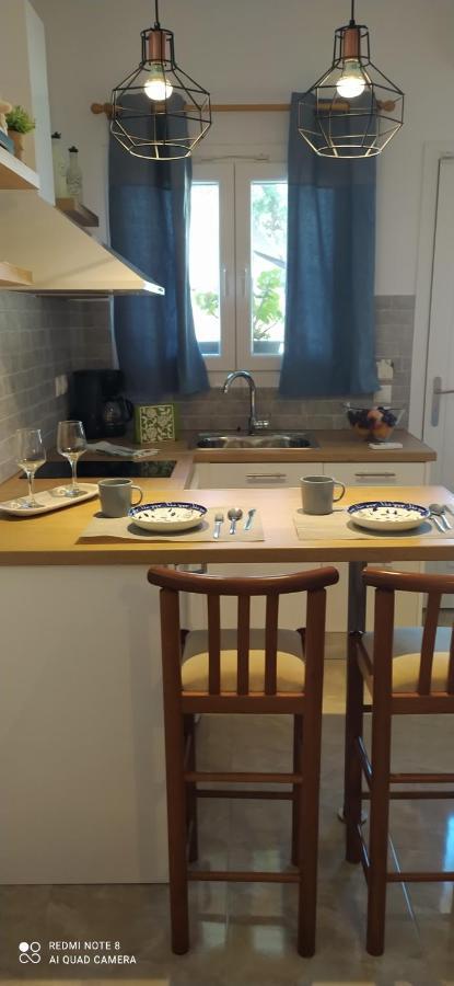 Golden Mile Studio-Apartment Ypsos Extérieur photo
