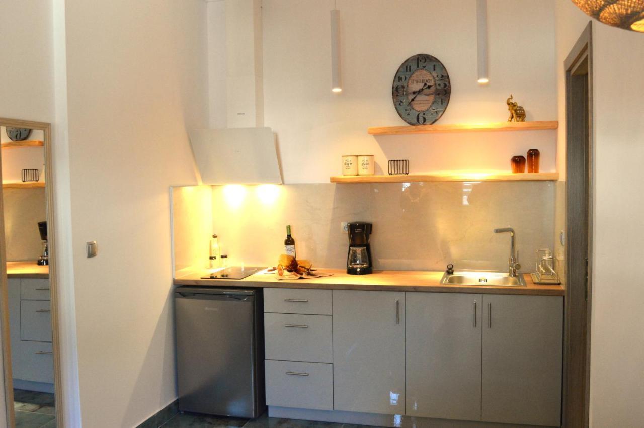 Golden Mile Studio-Apartment Ypsos Extérieur photo