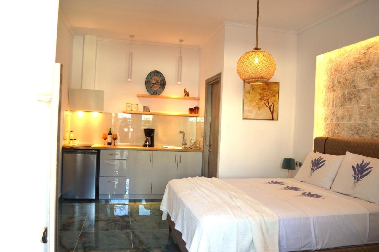 Golden Mile Studio-Apartment Ypsos Extérieur photo